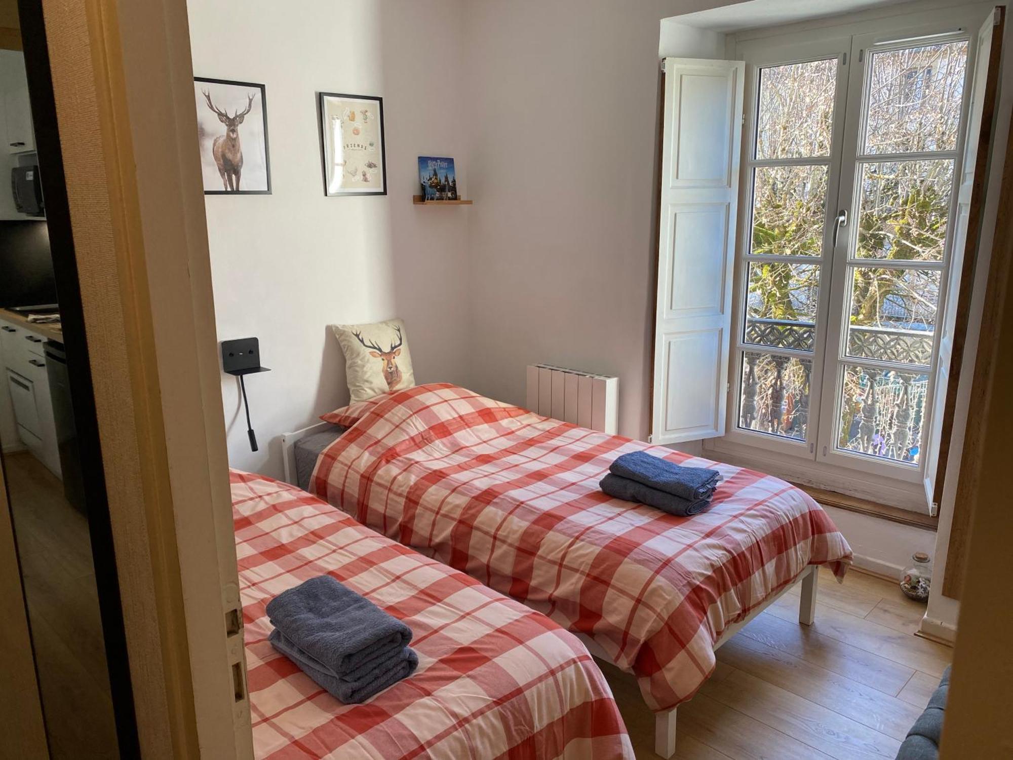 Au 47 Allees D'Etigny - Central & Standing - Avec Parking - Linge De Lit Et De Toilette Inclus Bagnères-de-Luchon Εξωτερικό φωτογραφία